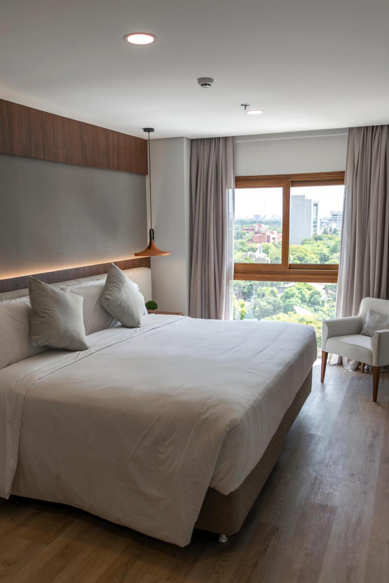 Five Hotel & Residences Asuncion Room photo